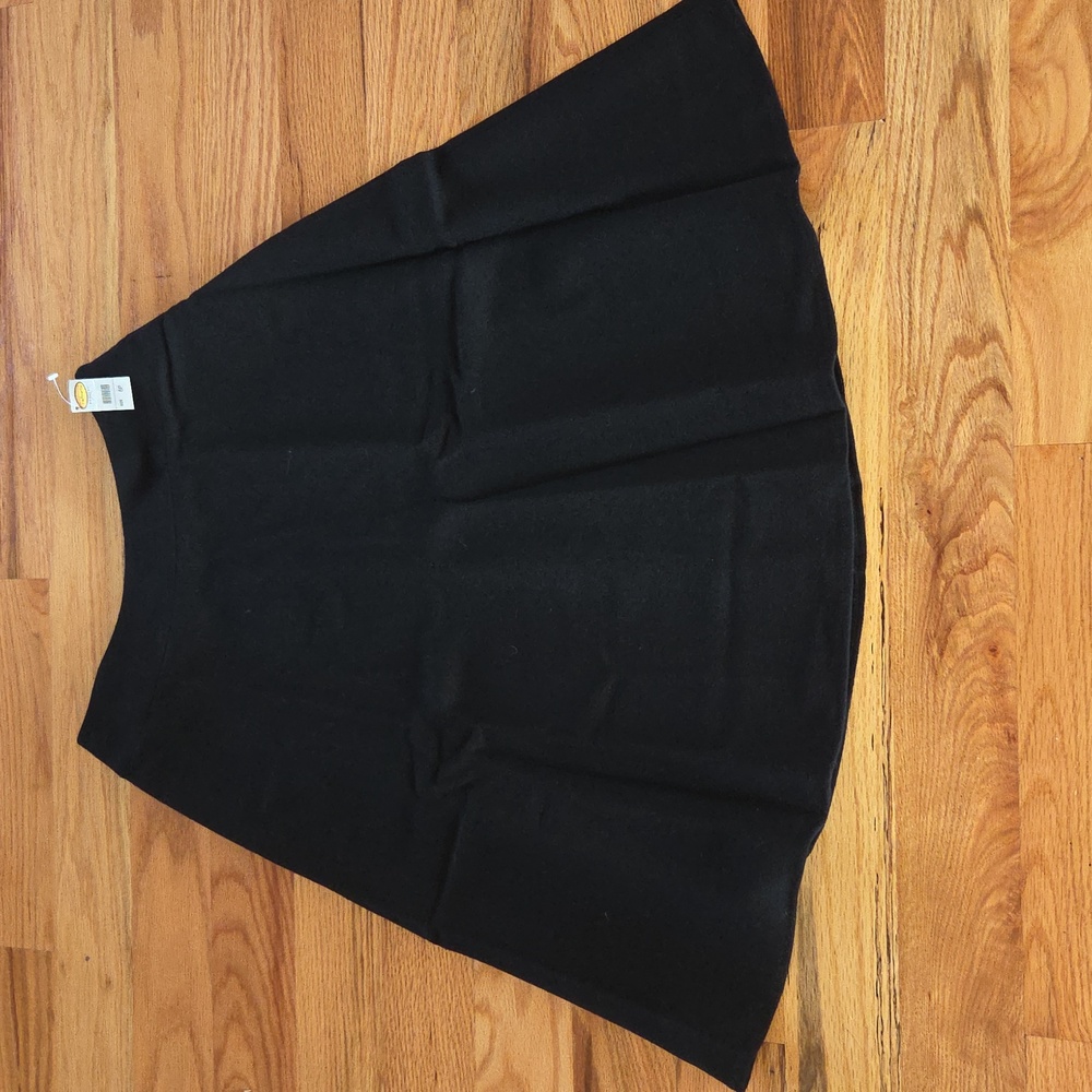 Brand New Talbots Black Wool Crepe Skirt Size 6P